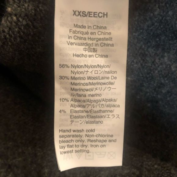 J Crew Super Soft Yarn Oversized Crewneck Sweater - Picture 7 of 7